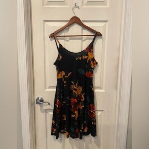 NWT woman’s floral summer dress with pockets